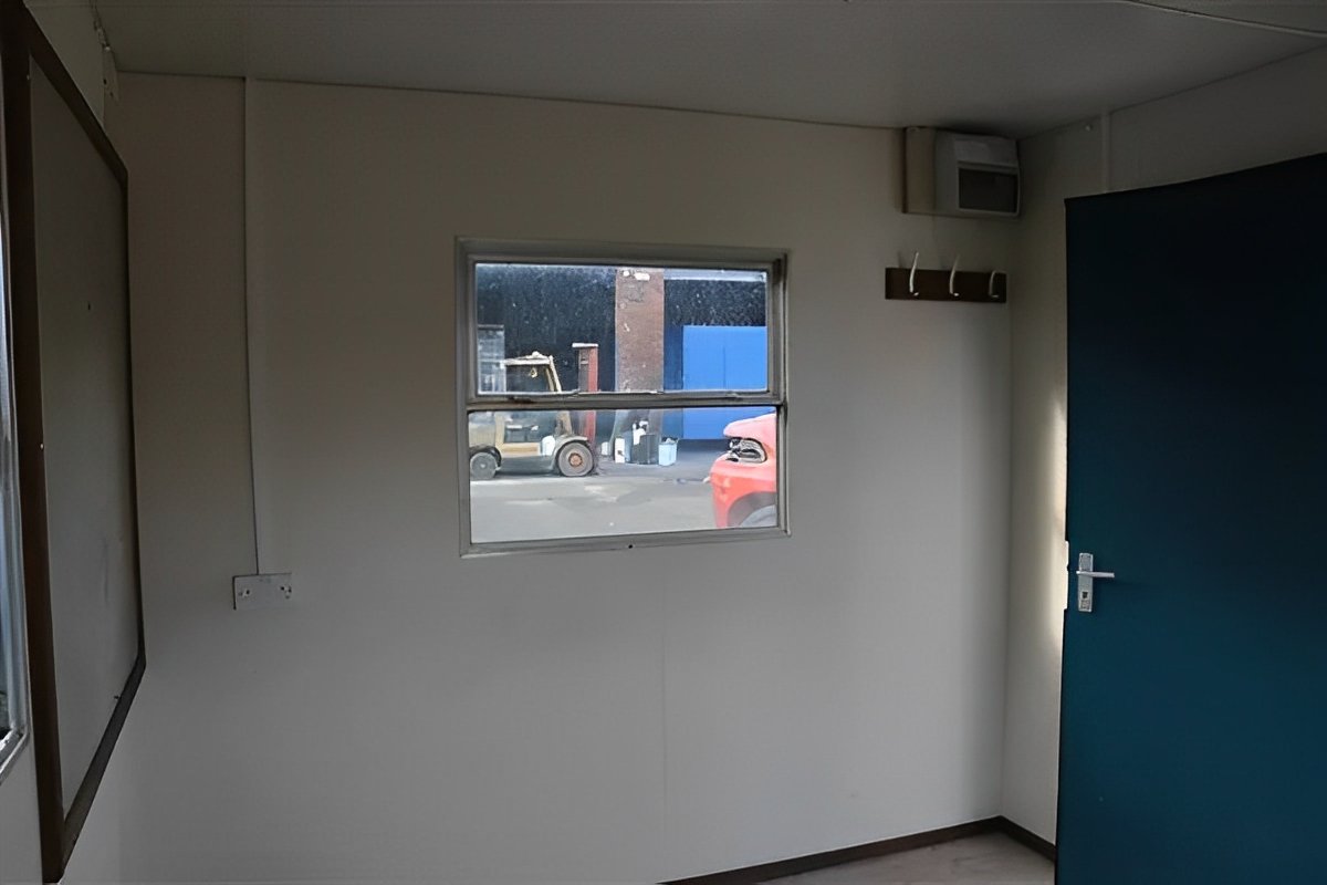 12ft x 8ft steel anti vandal canteen cabin 12ft x 8ft steel anti vandal canteen cabin