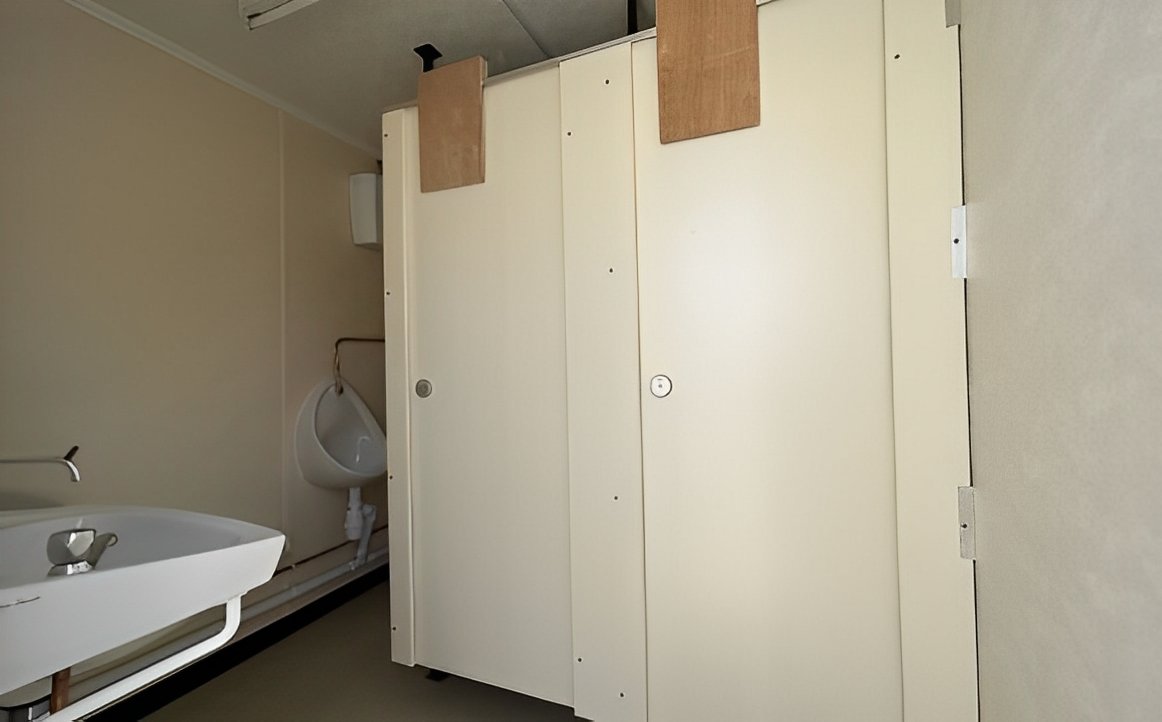 12ft x 9ft 2+1 jackleg toilet cabin 12ft x 9ft 2+1 jackleg toilet cabin