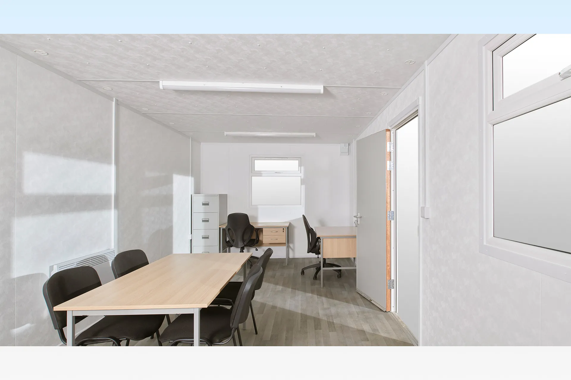 24ft x 10ft jackleg cabin (site cabin) 24ft x 10ft jackleg cabin (site cabin)