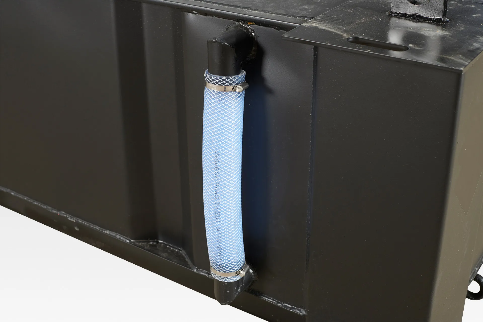 3+1 sit on waste tank 6500 ltr 3+1 sit on waste tank 6500 ltr