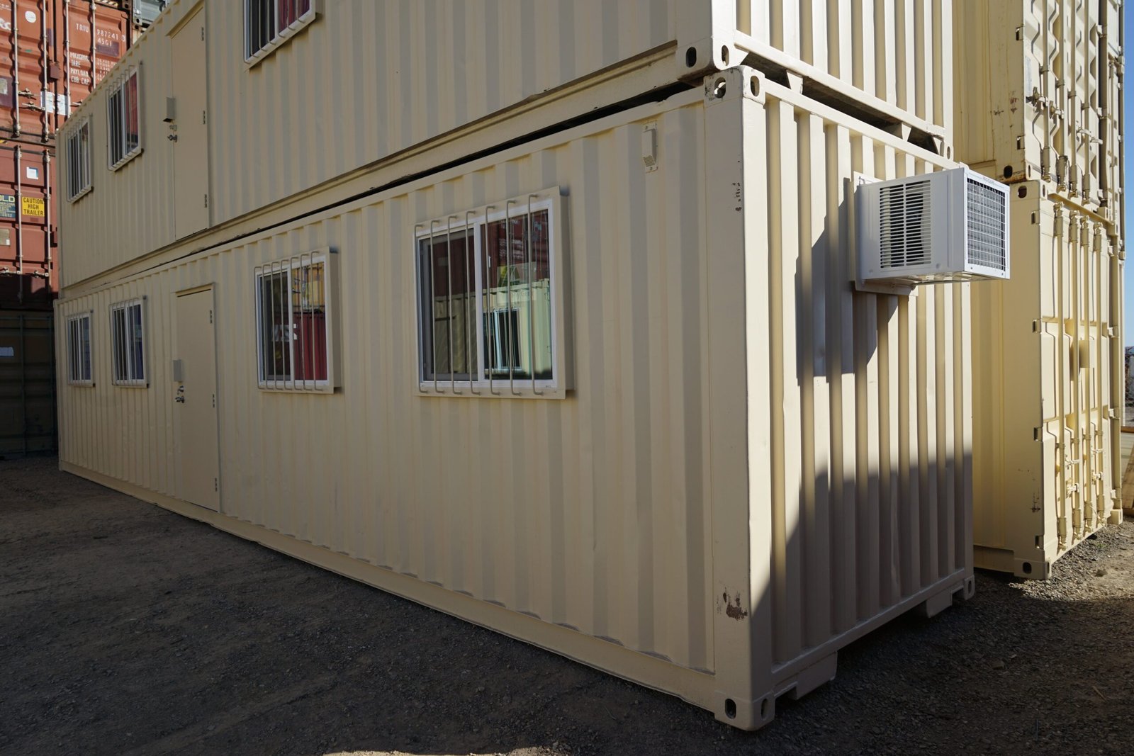 40' ground level office container (used grade cargo worthy ) 40' ground level office container (used grade cargo worthy )