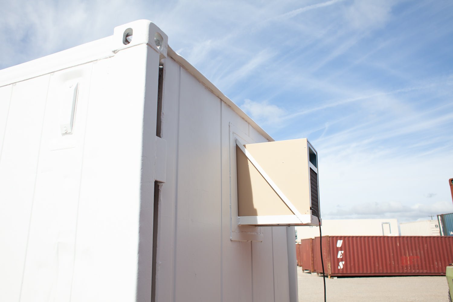 20' standard wine cooler container 20' standard wine cooler container